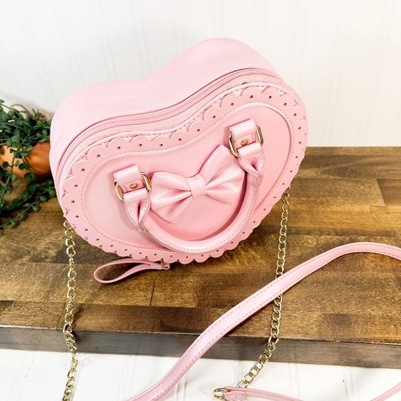 Pink Lolita Heart Shaped Crossbody Bag Purse Bioworld Pink Bow Purse - Picture 10 of 11